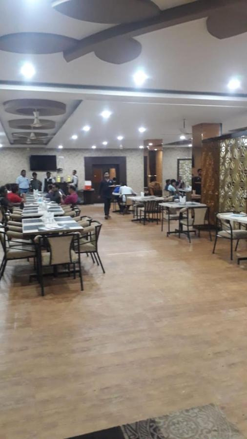 Hotel Bhagirathi Bhawanipatna Екстериор снимка